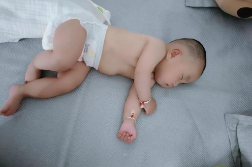 陆丰宝宝尿有泡沫怎么回事